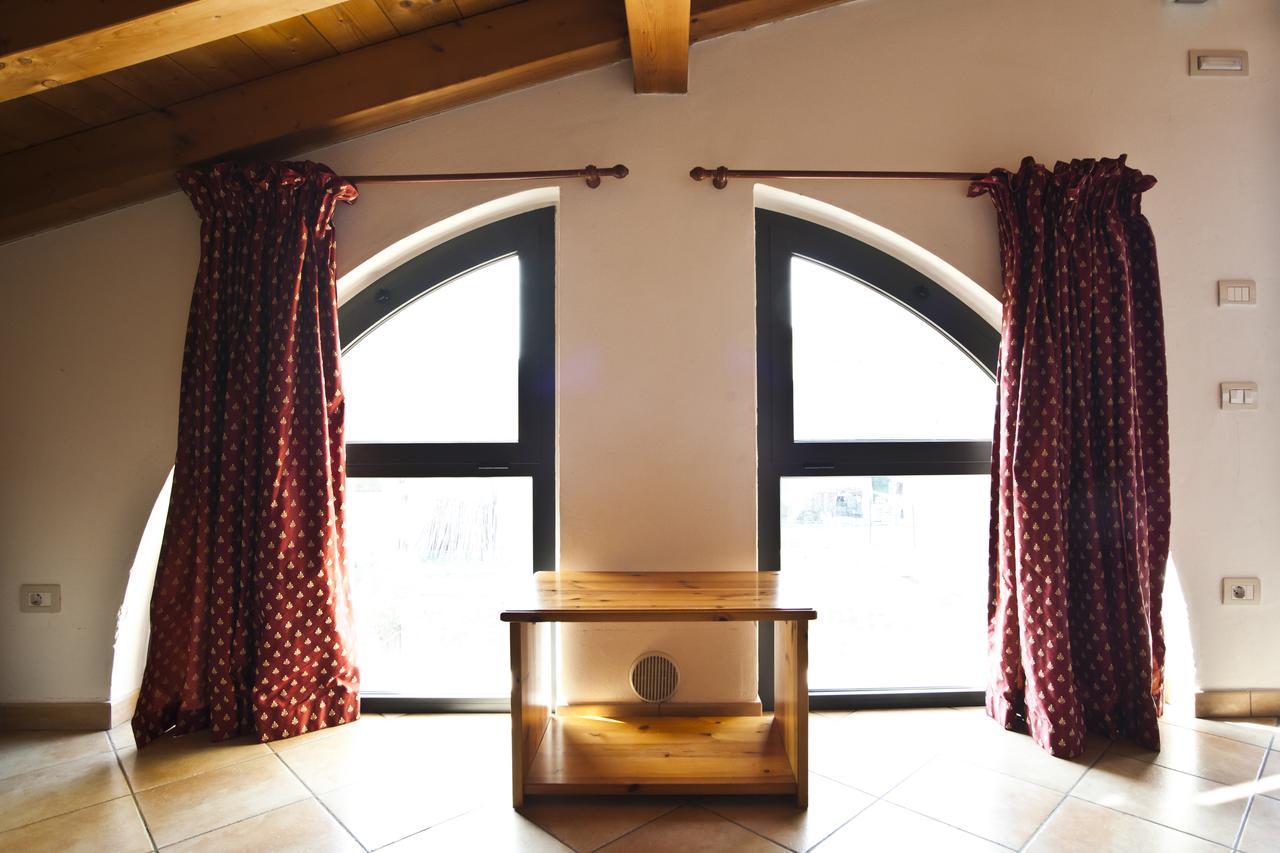 Agriturismo Le Sigalette Salionze Eksteriør billede