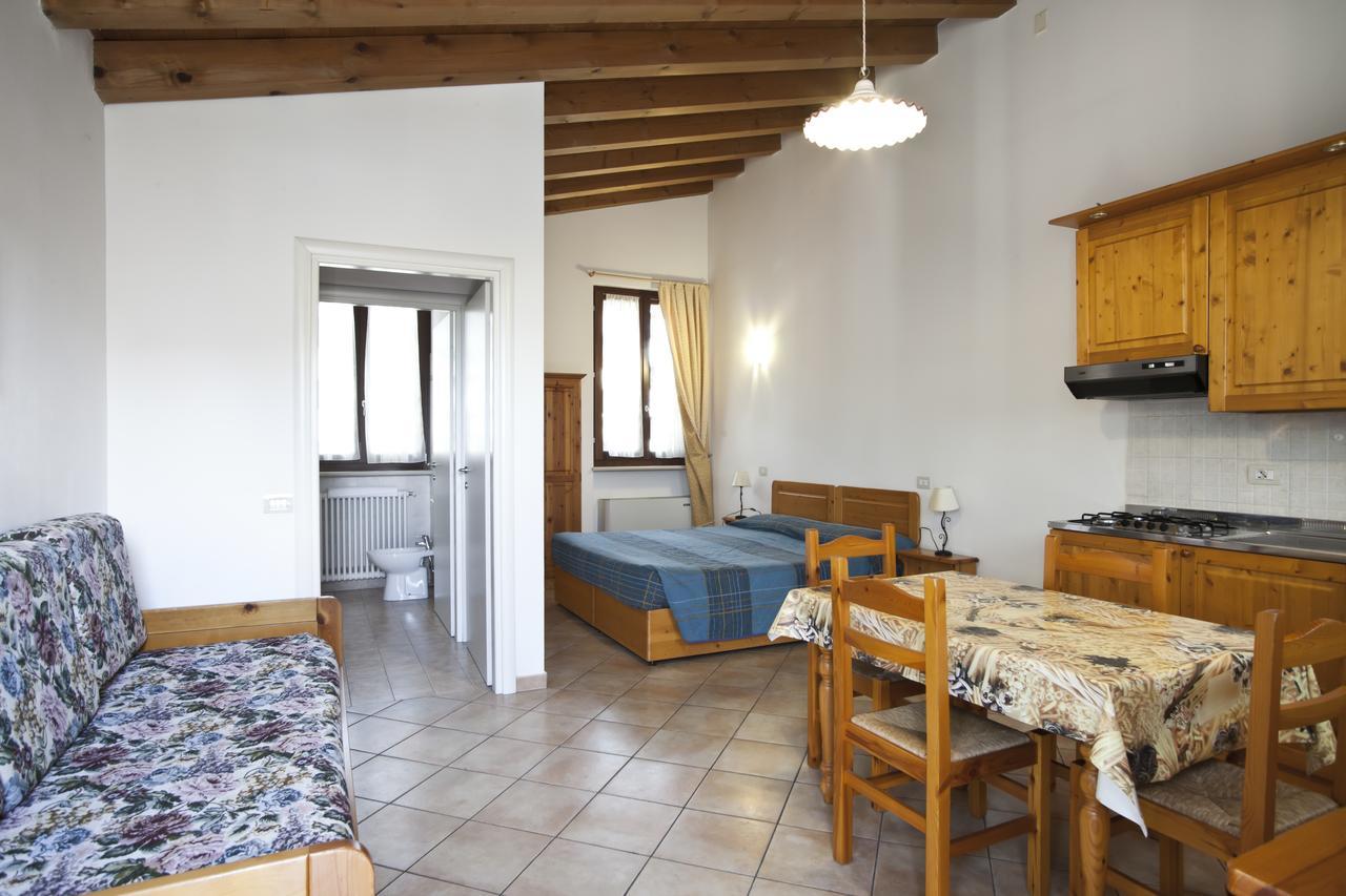 Agriturismo Le Sigalette Salionze Eksteriør billede