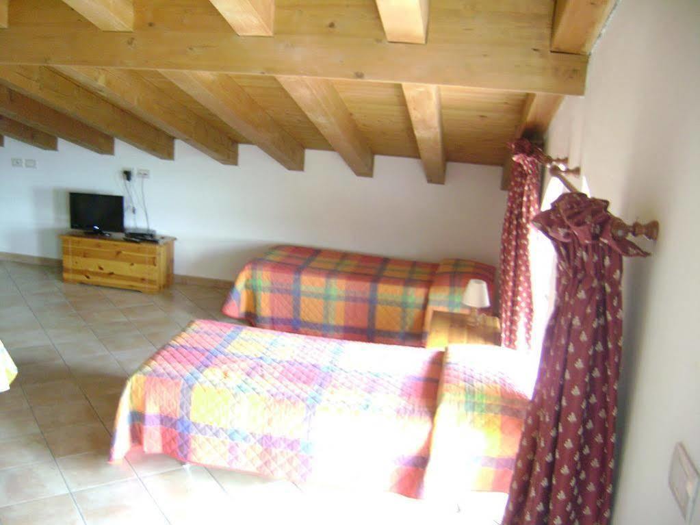 Agriturismo Le Sigalette Salionze Eksteriør billede